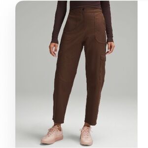 Lululemon Light Utilitech Cargo Pant *Fits BIG